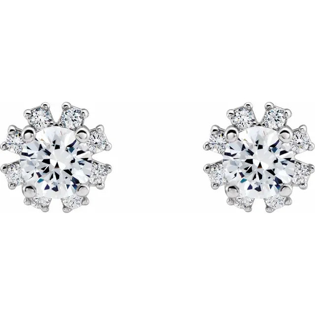 Round Diamond Stud Earrings